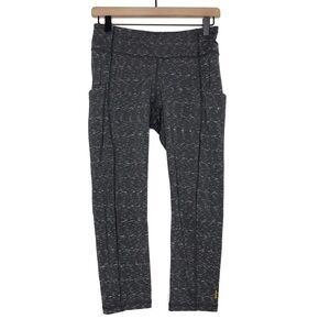 LUCY Space Dye Grey Crop Capri Leggings M